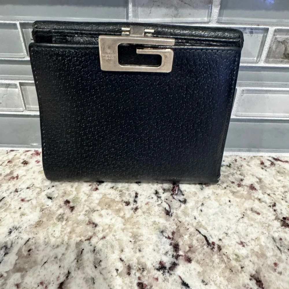 Gucci Compact vintage Wallet - Picture 1 of 9